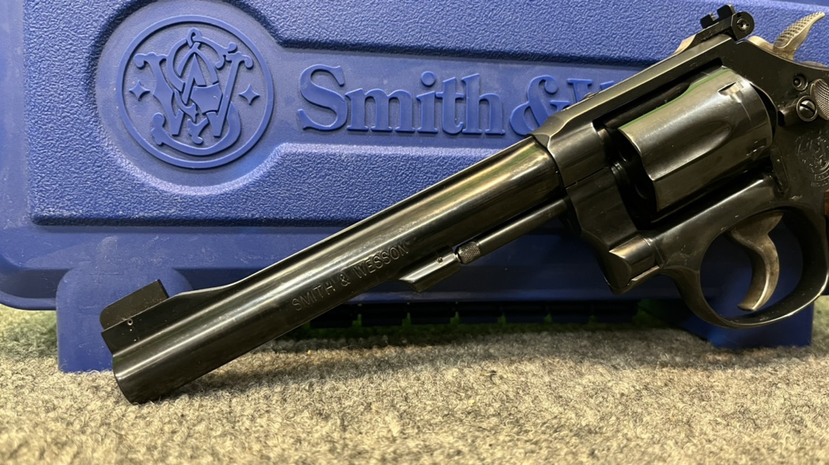 Smith And Wesson Model 48 7 Classic 22 Magnum 600 Double Action Revolver Brand New Used Guns 6858