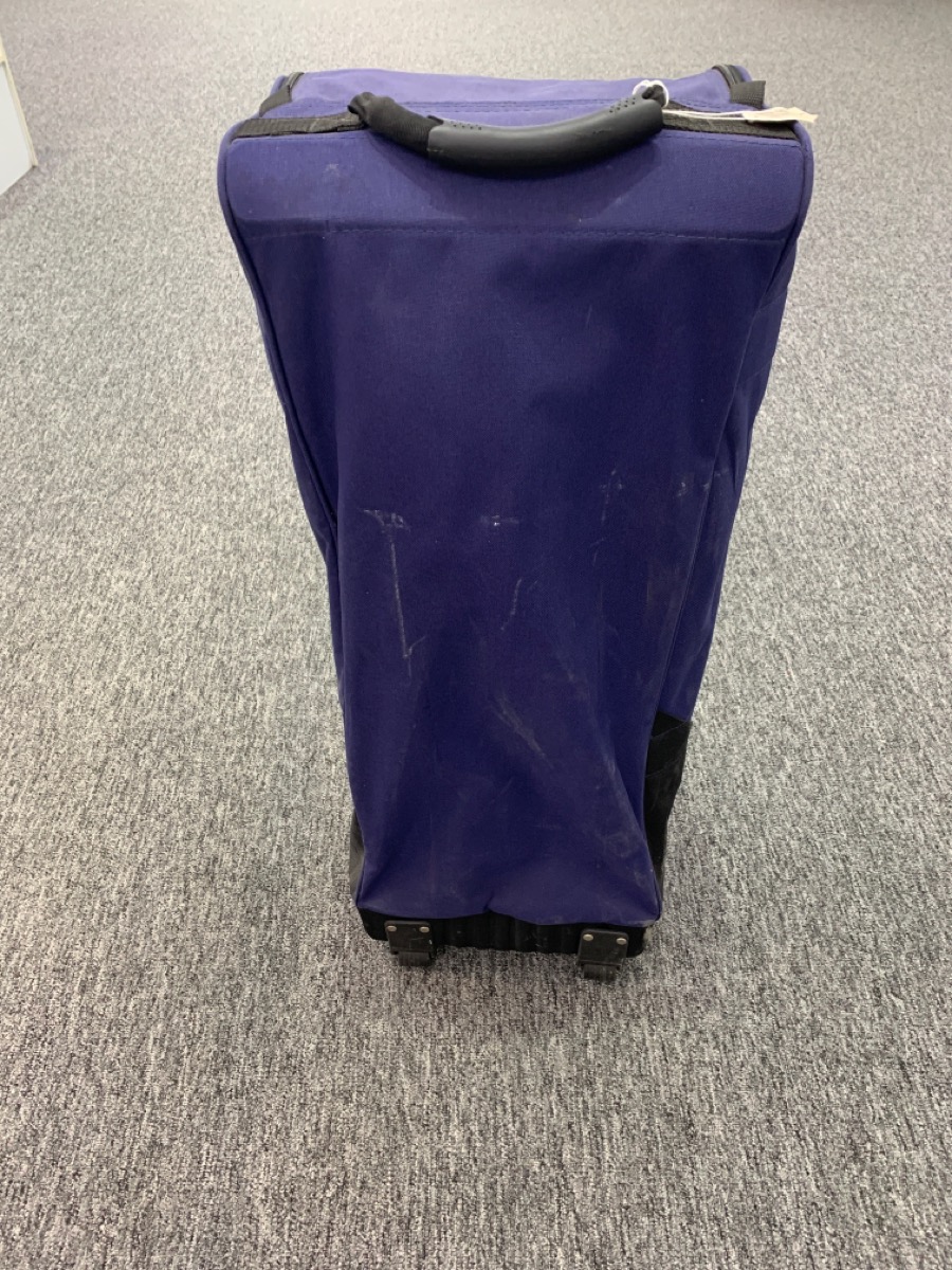 CABELAS AIR MATTRESS FRAME, camping equipment Good Used Guns