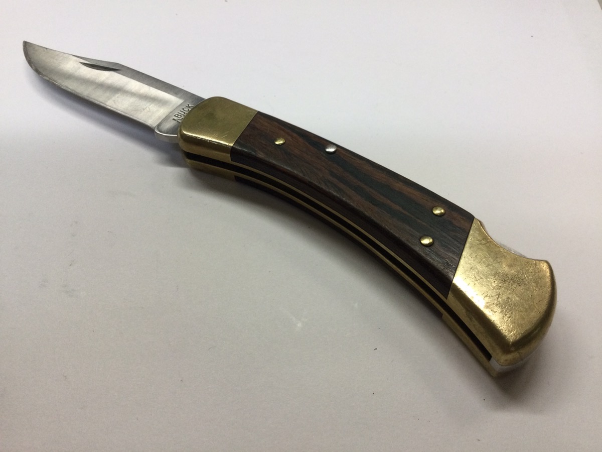 Buck 110™ Folding Hunter Wooden Pocket Knife Idaho Acceptable Used Guns