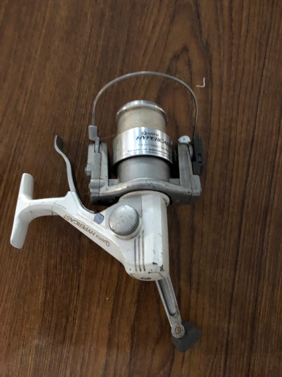 ZEBCO QUANTUM HYPERCAST HC3 FISHING REEL, VINTAGE Good | Used Guns