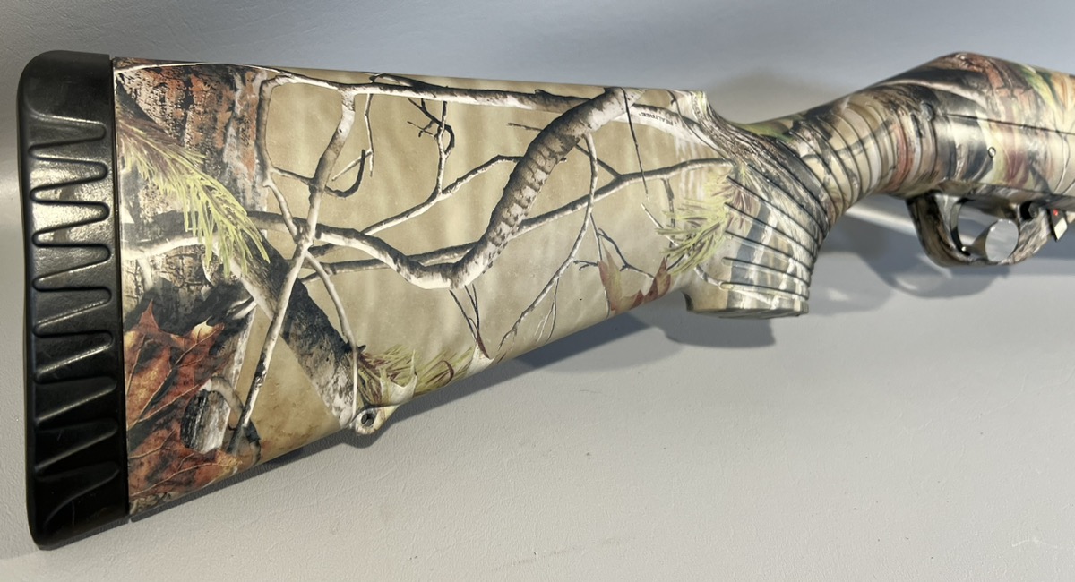 BENELLI FIREARMS NOVA PUMP 12 GA REALTREE CAMO W/ BOX AND CHOKES Very