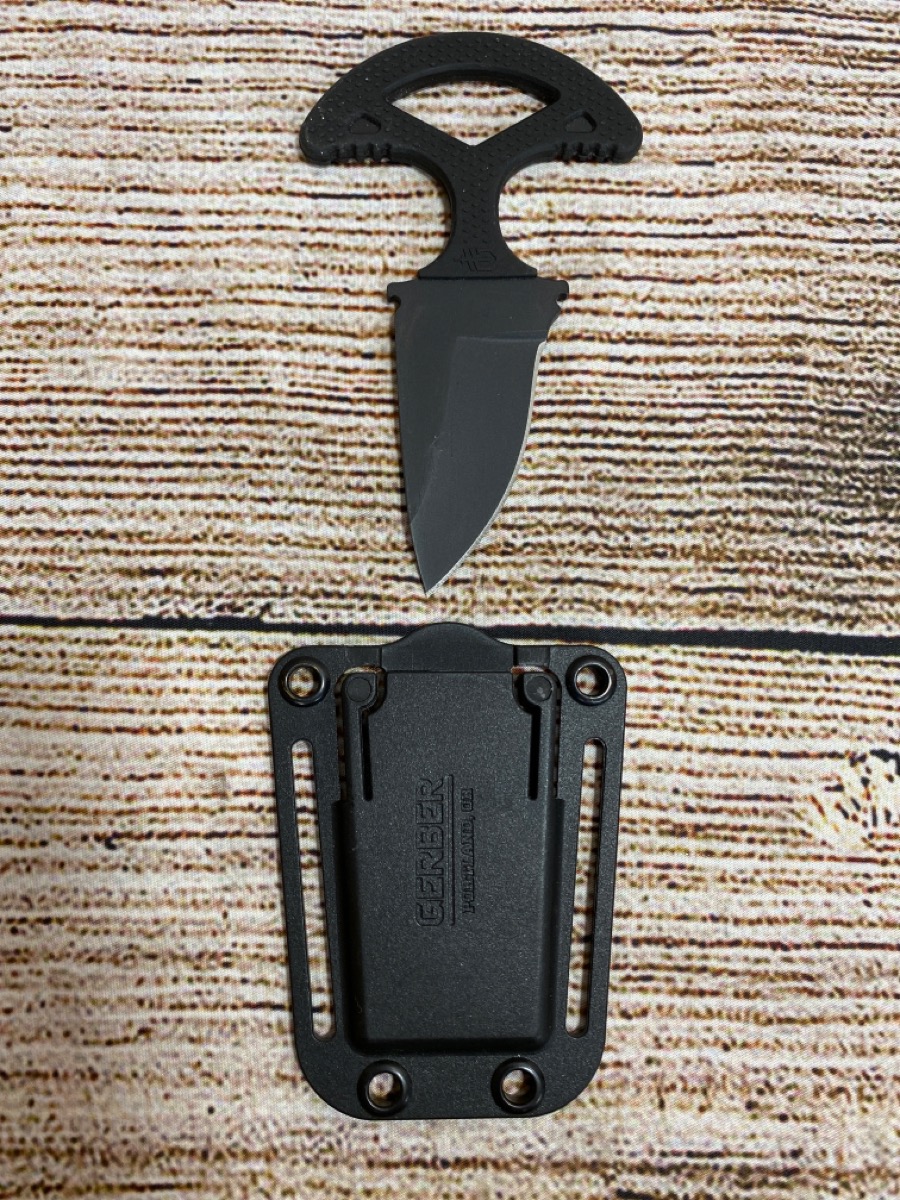 GERBER GHOSTSTRIKE PUNCH KNIFE Very Good Used Guns