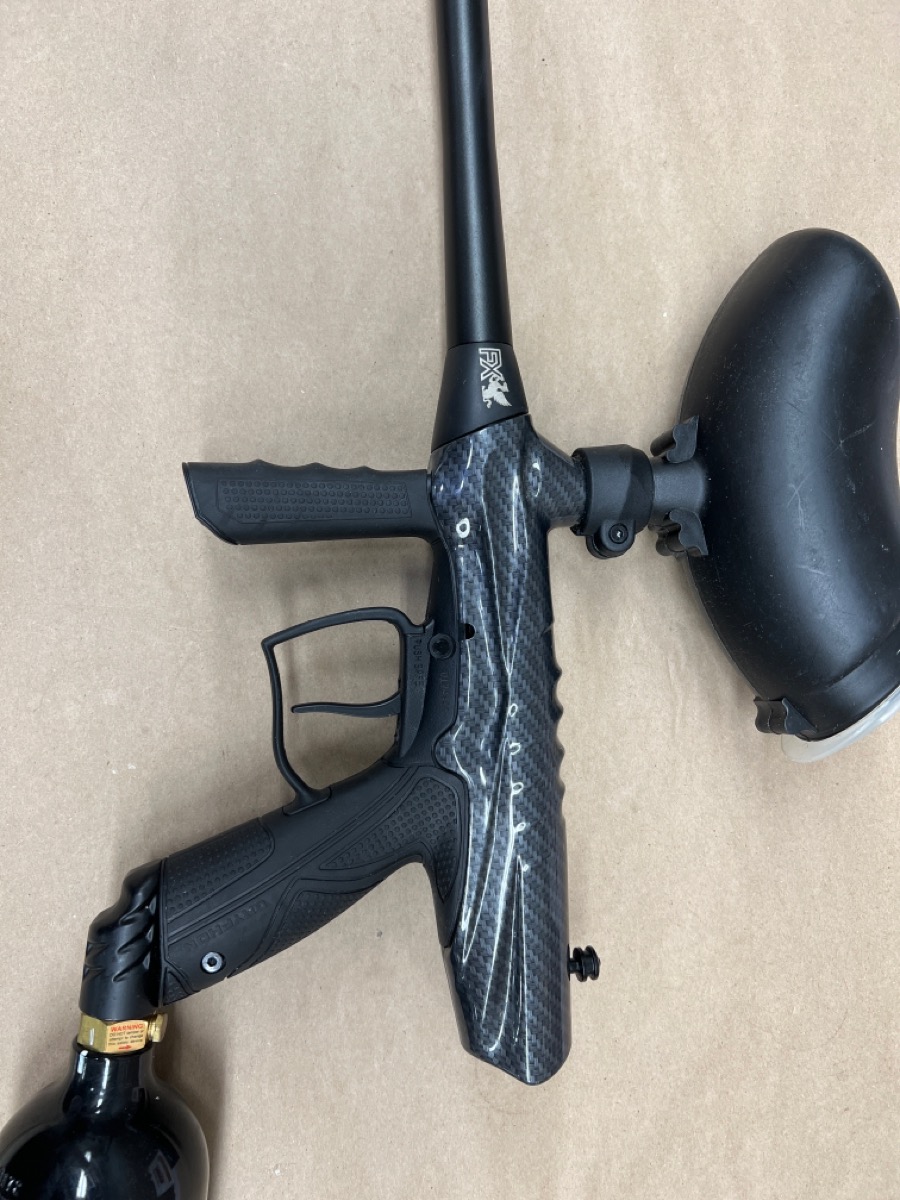 TIPPMANN ARMS GRYPHON FX PAINTBALL GUN Very Good Used Guns