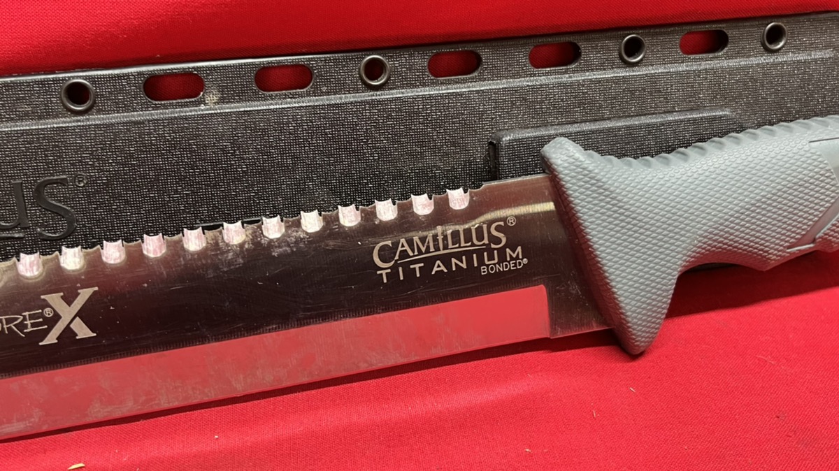 Camillus Carnivore X 18’’ Machete with Sheath, TitaniumBonded Blade