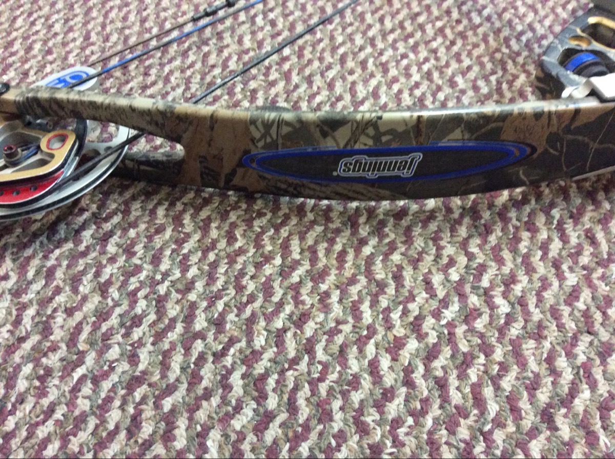 Jennings Archery Compound Bow Reliant Tru Glo Sights 70lbs Good Used Guns