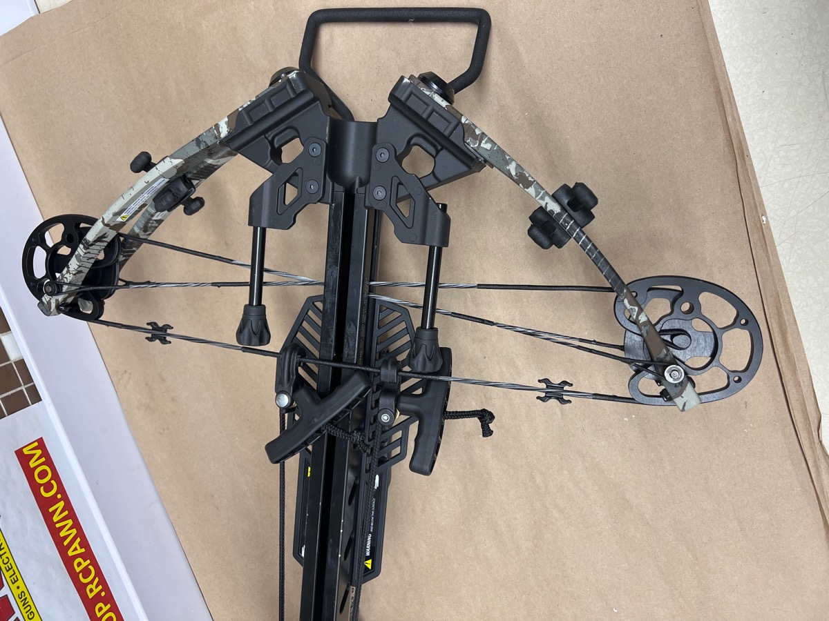 KILLER INSTINCT CROSSBOWS RIPPER 425 with scope in great condition