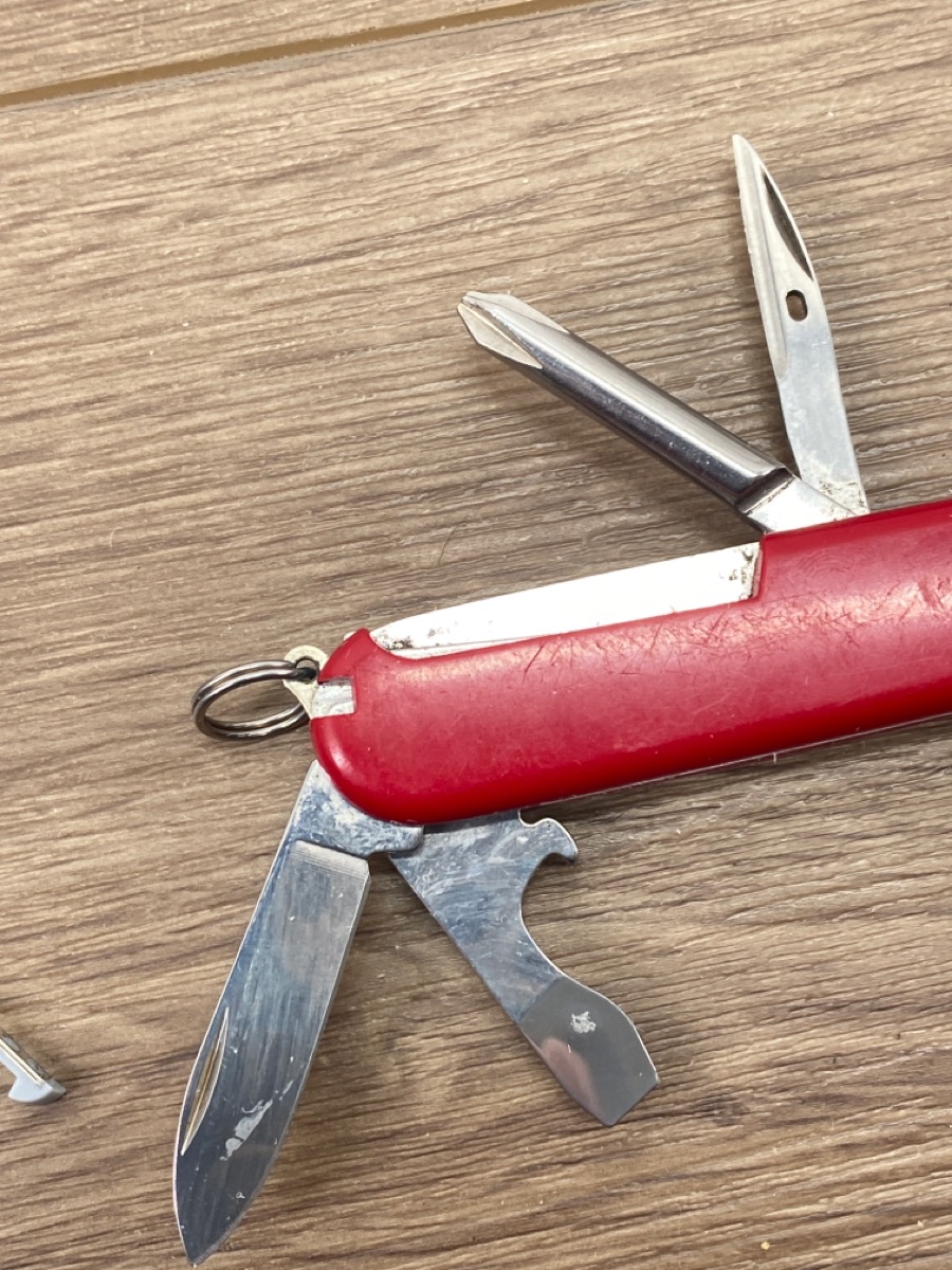 Victorinox Swiss Army Knife OffICER Suisse 7 Tool MISSING TOOTHPICK