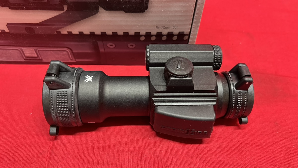 Vortex Optics StrikeFire II Red Dot Sight 30mm Tube 1x 4 MOA Dot Like ...