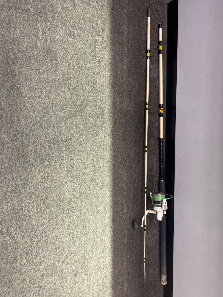 BASS PRO SHOPS CAT BUSTER ROD AND REEL Very Good Used Guns