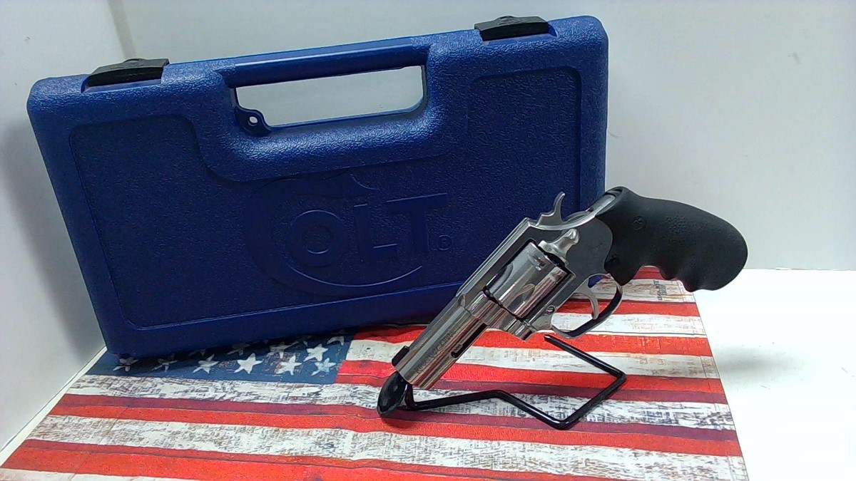 COLT FIREARMS KING COBRA STAINLESS .357 MAG 3" BARREL 6ROUNDS Like New