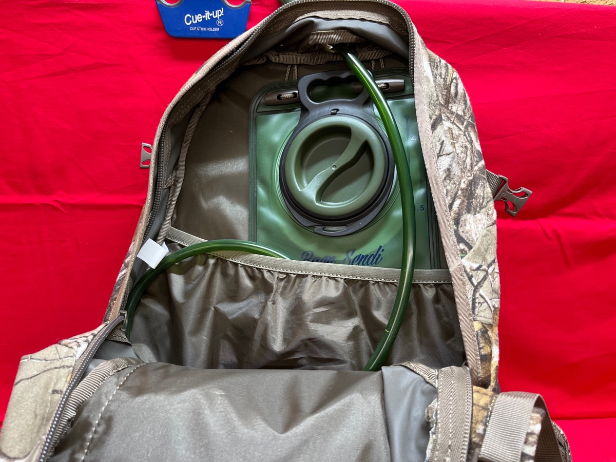 Alps OutdoorZ Falcon Xtra Hunting Backpack Realtree Edge Camo Very