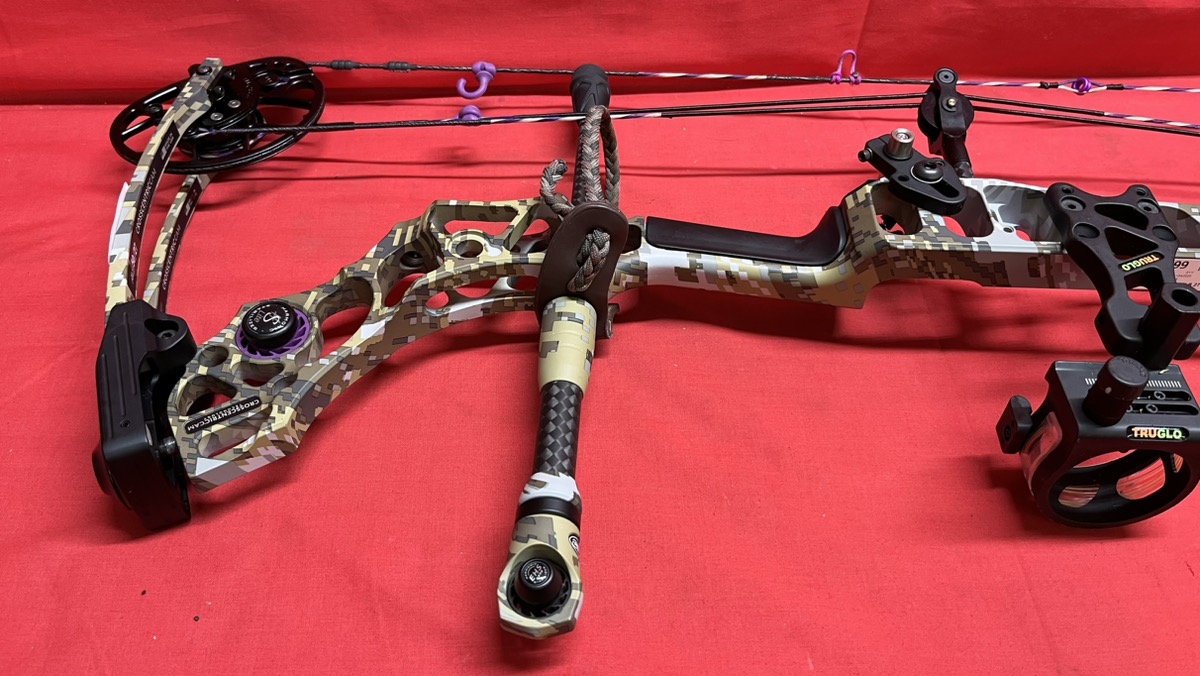 Mathews Avail 50lb 27