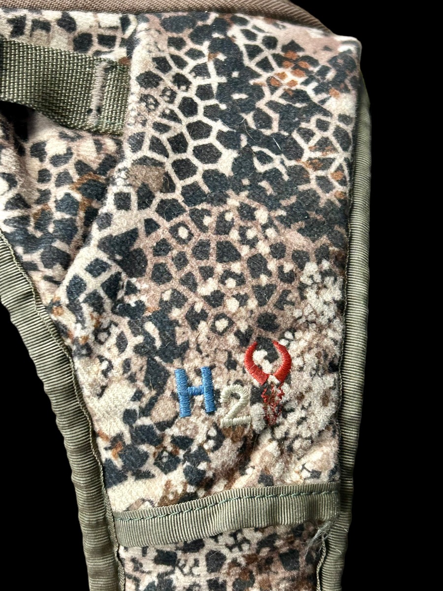 Badlands 2200 Hunting Backpack with Builtin Meat Hauler, Approach