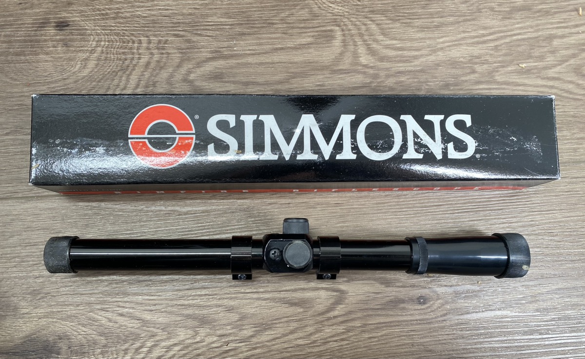 Simmons Model 1002 4x15mm Black Rifle Scope, Box, Mounts Instructions