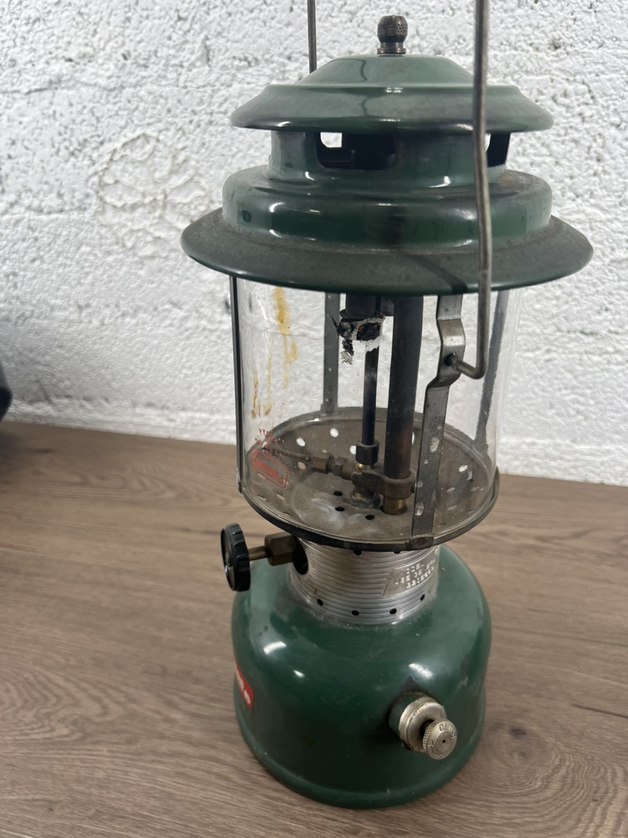 COLEMAN 220F GAS CAMPING LANTERN Good Used Guns