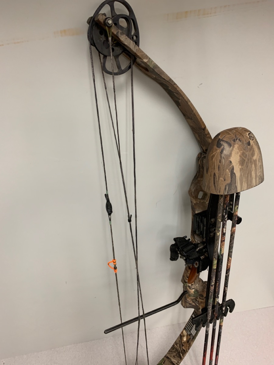 MARTIN ARCHERY COMPOUND BOW CHEETAH Good Used Guns