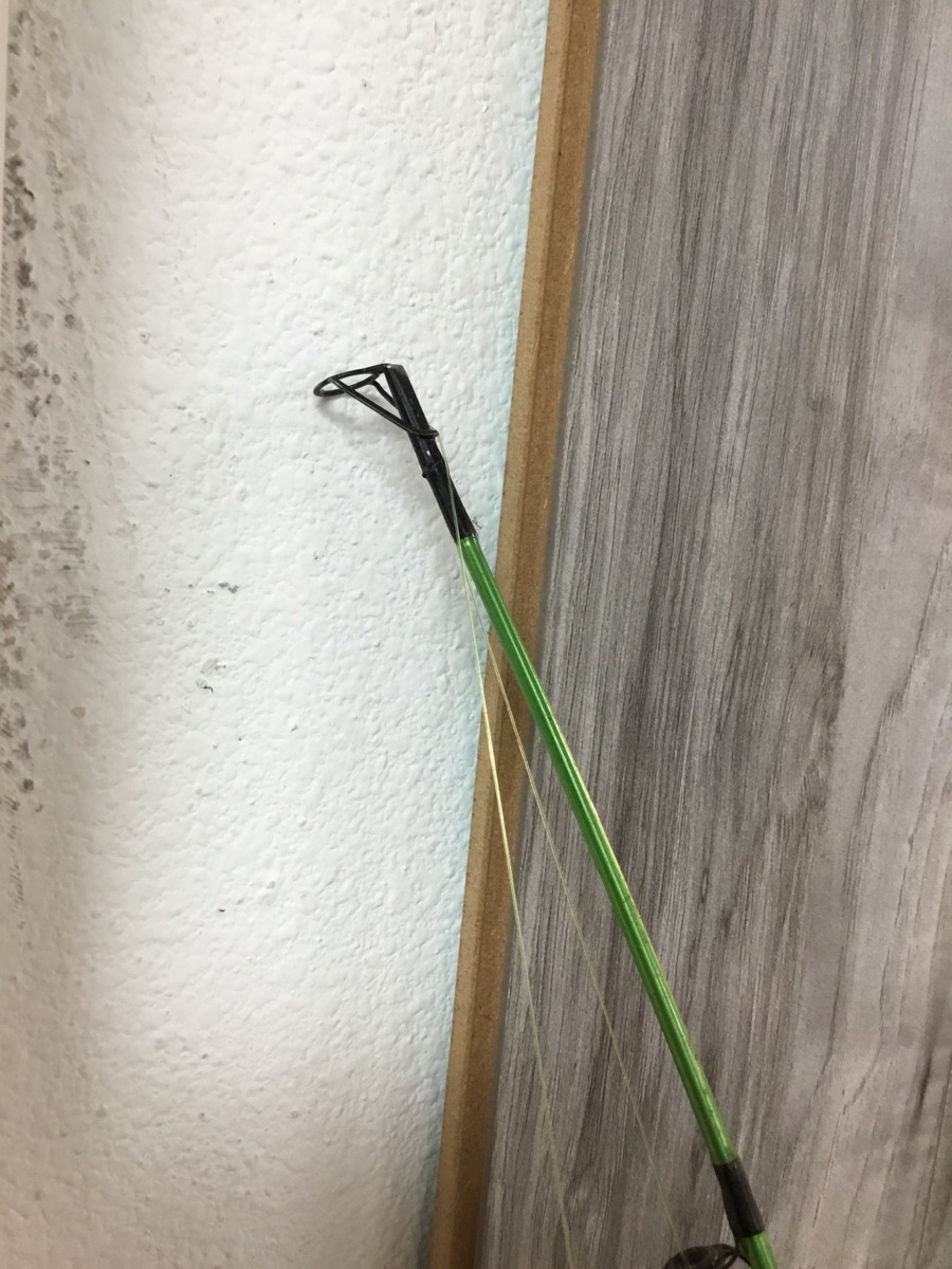 ZEBCO BITE ALERT ROD AND REEL COMBO Acceptable Used Guns