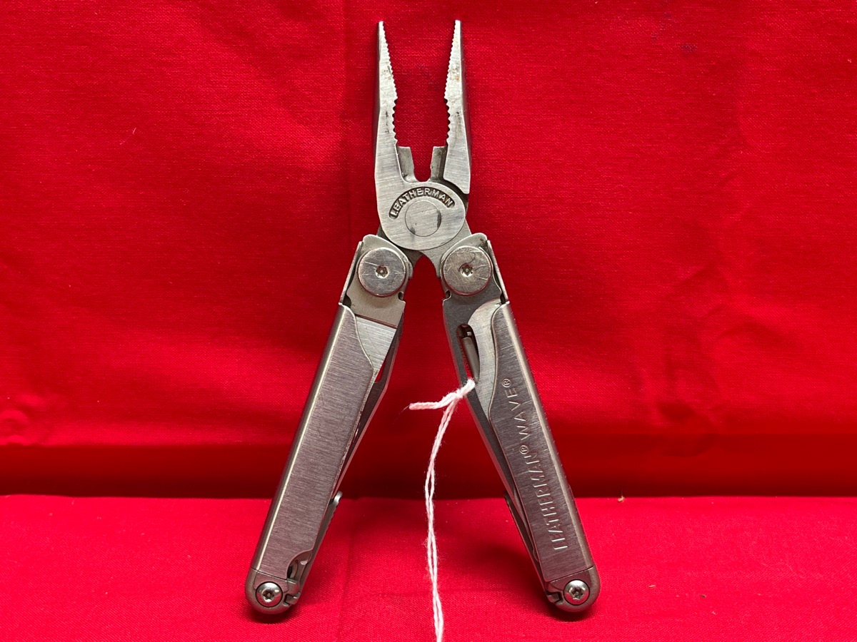 Leatherman Wave Original MultiTool Knife Very Good Used Guns