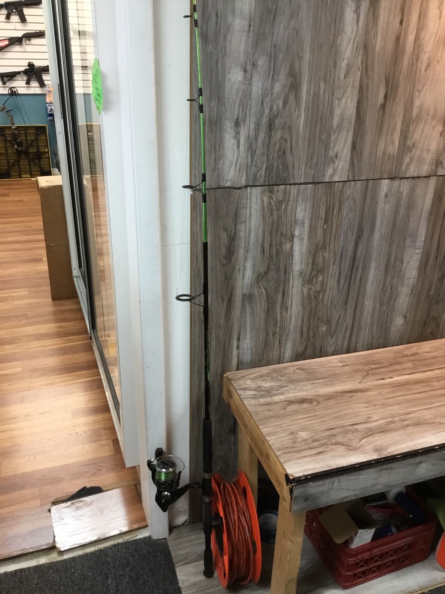 ZEBCO BITE ALERT ROD AND REEL COMBO Acceptable Used Guns