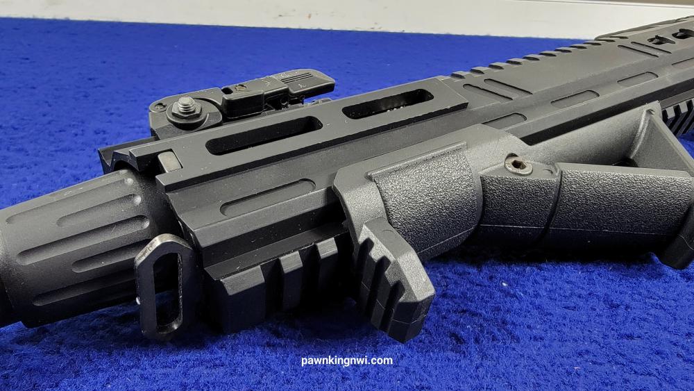 Landor Arms AR12 (LND117) 12GA. SemiAuto Shotgun Very Good Used Guns