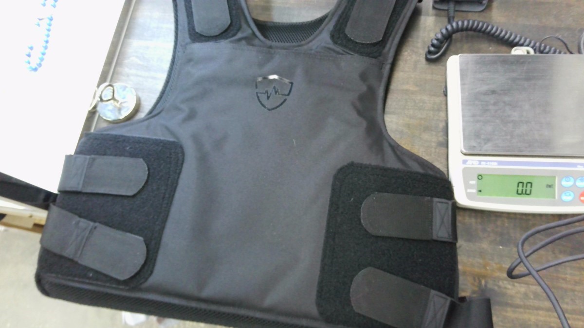 SAFE LIFE DEFENSE VEST LEVEL 3A+ Brand New Used Guns