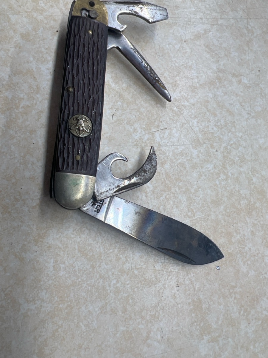 ULSTER KNIFE CO BOY SCOUT KNIFE For parts or not working | Used Guns