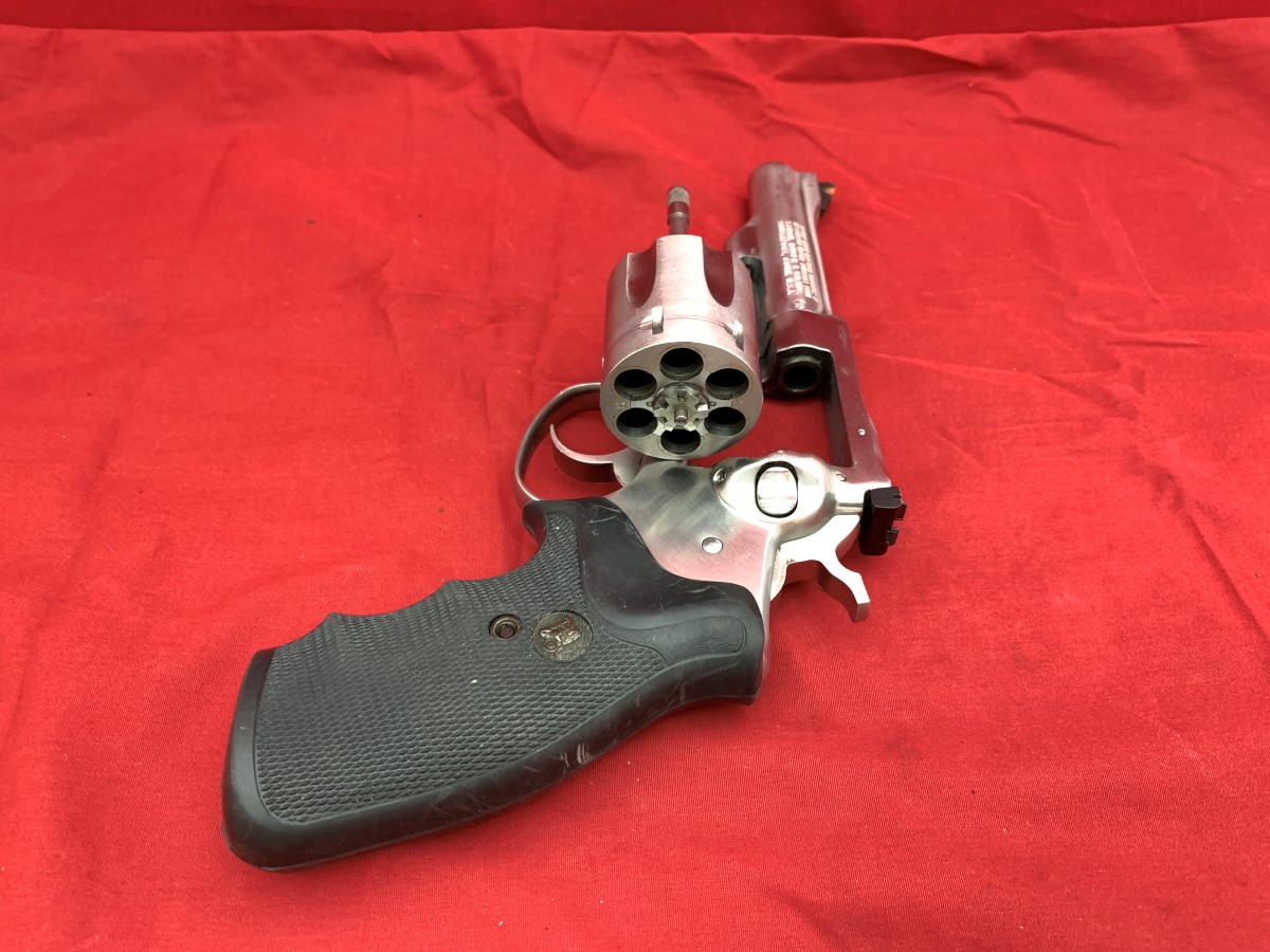 (1986) Ruger SecuritySix 6 Shot .357 Magnum Revolver Single 4.0