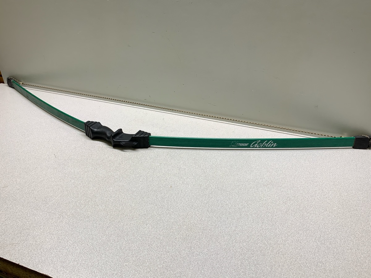 Bear Archery Goblin Youth Recurve Bow Good Used Guns