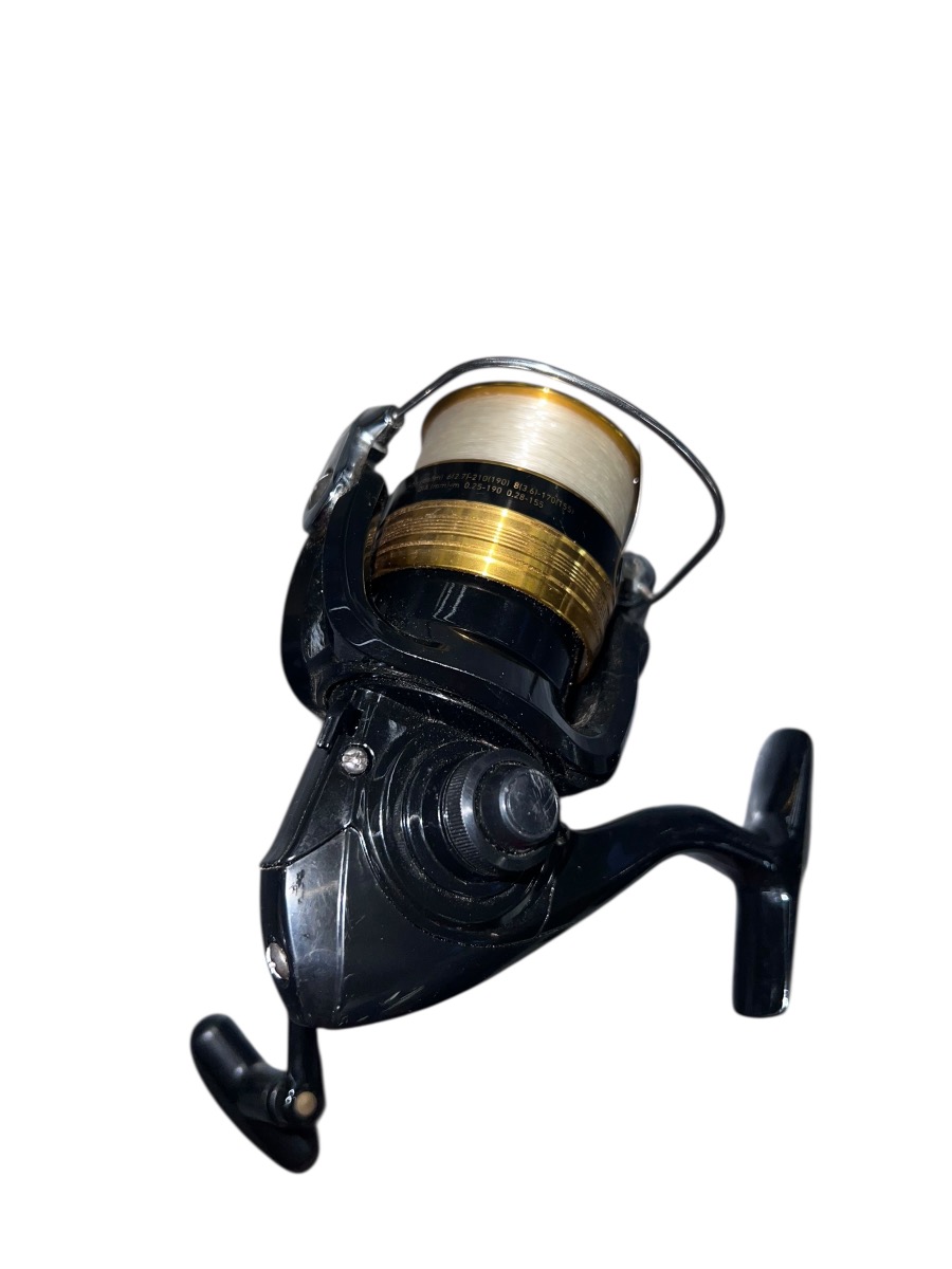 DAIWA D-SHOCK 2500B SPINNING REEL (L-DC) Good | Used Guns